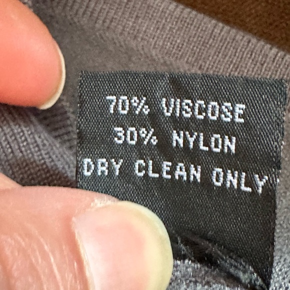 Lapis Gray/Blue Sleeveless Body con Dress SZ M Pull Over 2 Big Buttons I… - Picture 8 of 11